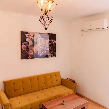 Romanian Athenaeum 1br With Amazing View Apartment