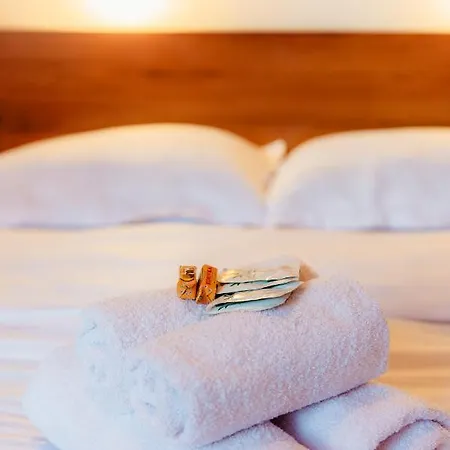 Romanian Athenaeum 1br With Amazing View Appartamento *