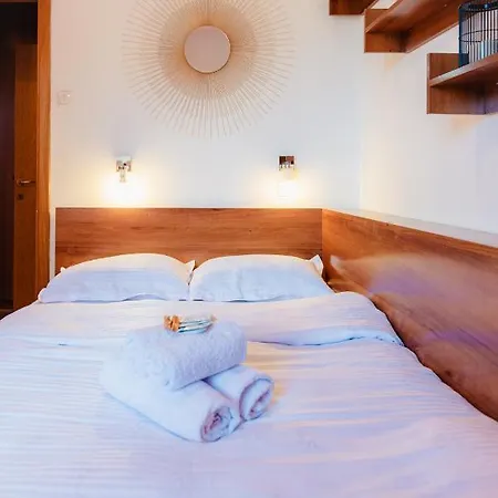 Romanian Athenaeum 1br With Amazing View