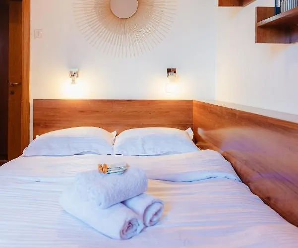 Romanian Athenaeum 1br With Amazing View